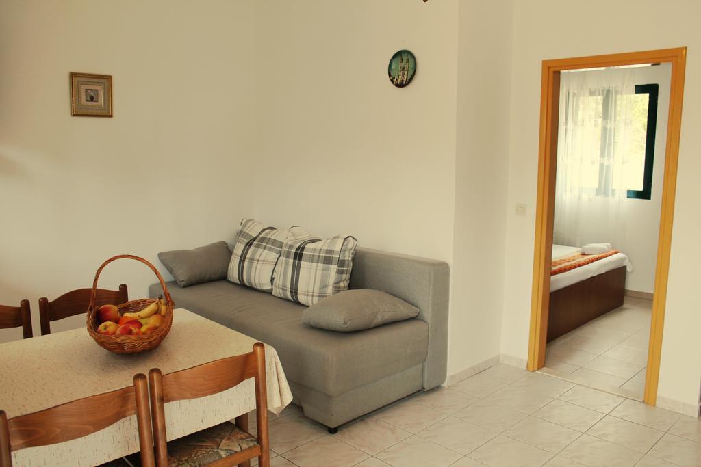 Apartments Lancek Ivan Dolac Ngoại thất bức ảnh