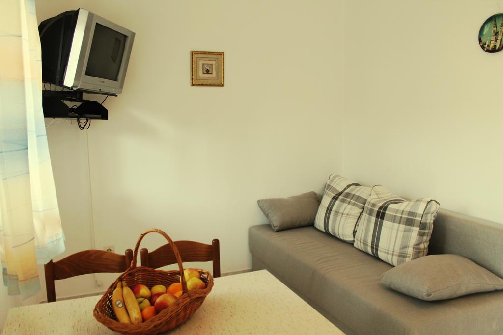 Apartments Lancek Ivan Dolac Ngoại thất bức ảnh